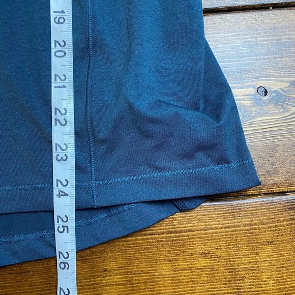 The North Face T-shirt Women's size Medium Short Sleeve Tee Blue - Picture 10 of 11